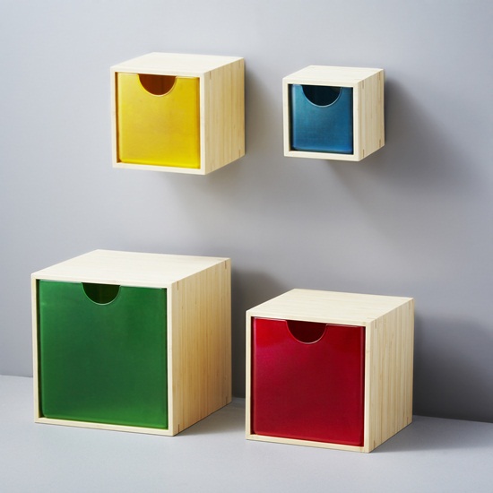 繼5月份《漂亮家居─裝修學習誌》中，一系列木作櫃和